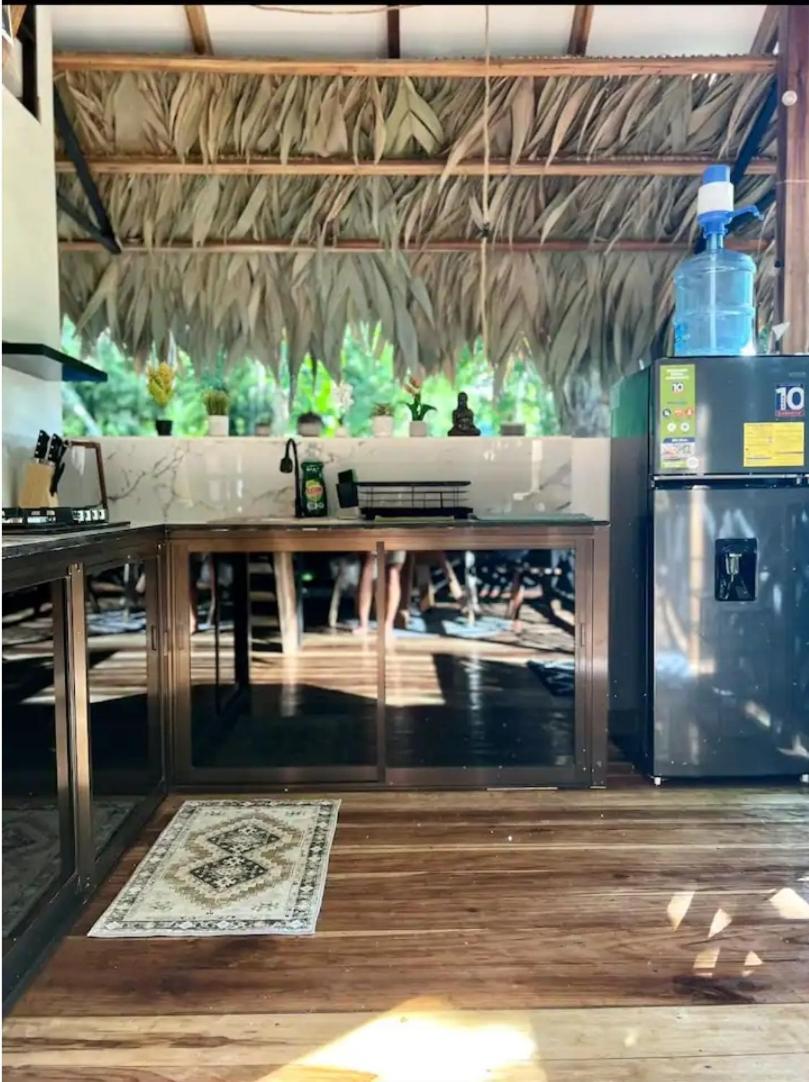 Evolution House Jungle Oasis Villa Hone Creek Eksteriør billede